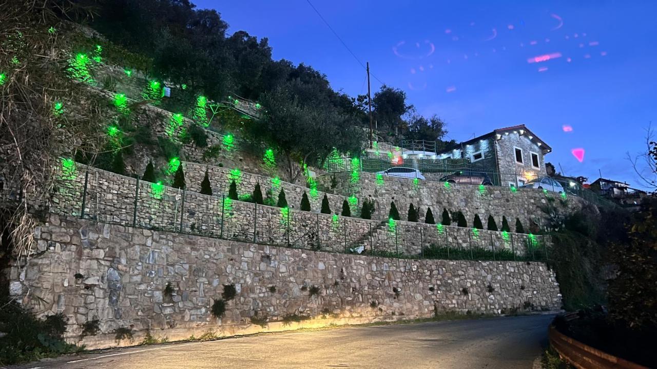 Villa Di Campagna Con Vista Mare 5 Camere Da Letto Pampara Kültér fotó