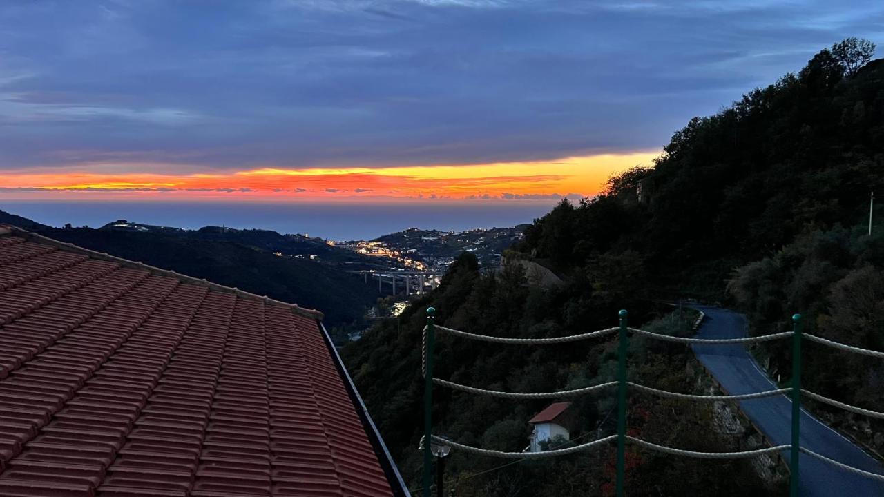 Villa Di Campagna Con Vista Mare 5 Camere Da Letto Pampara Kültér fotó