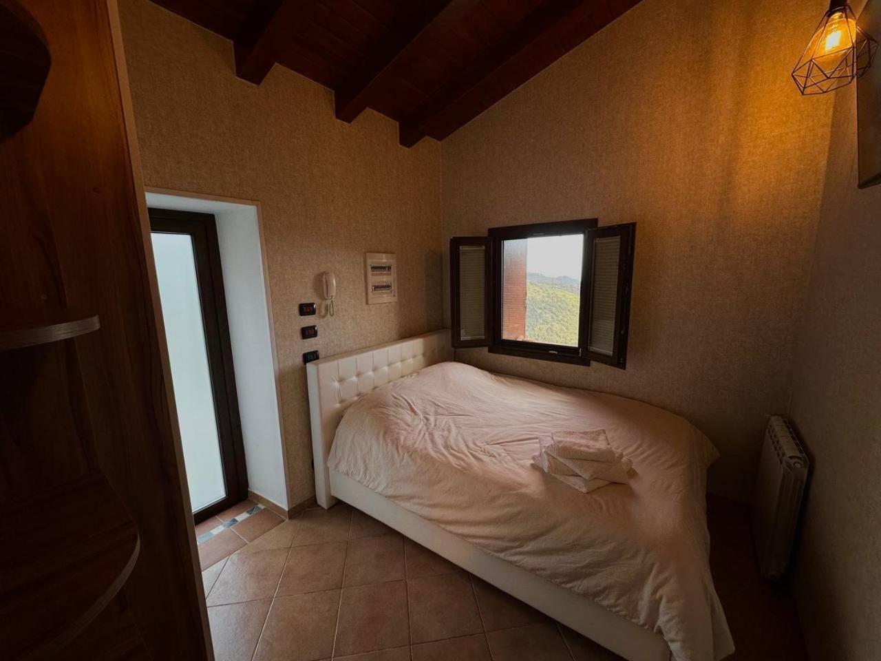 Villa Di Campagna Con Vista Mare 5 Camere Da Letto Pampara Kültér fotó