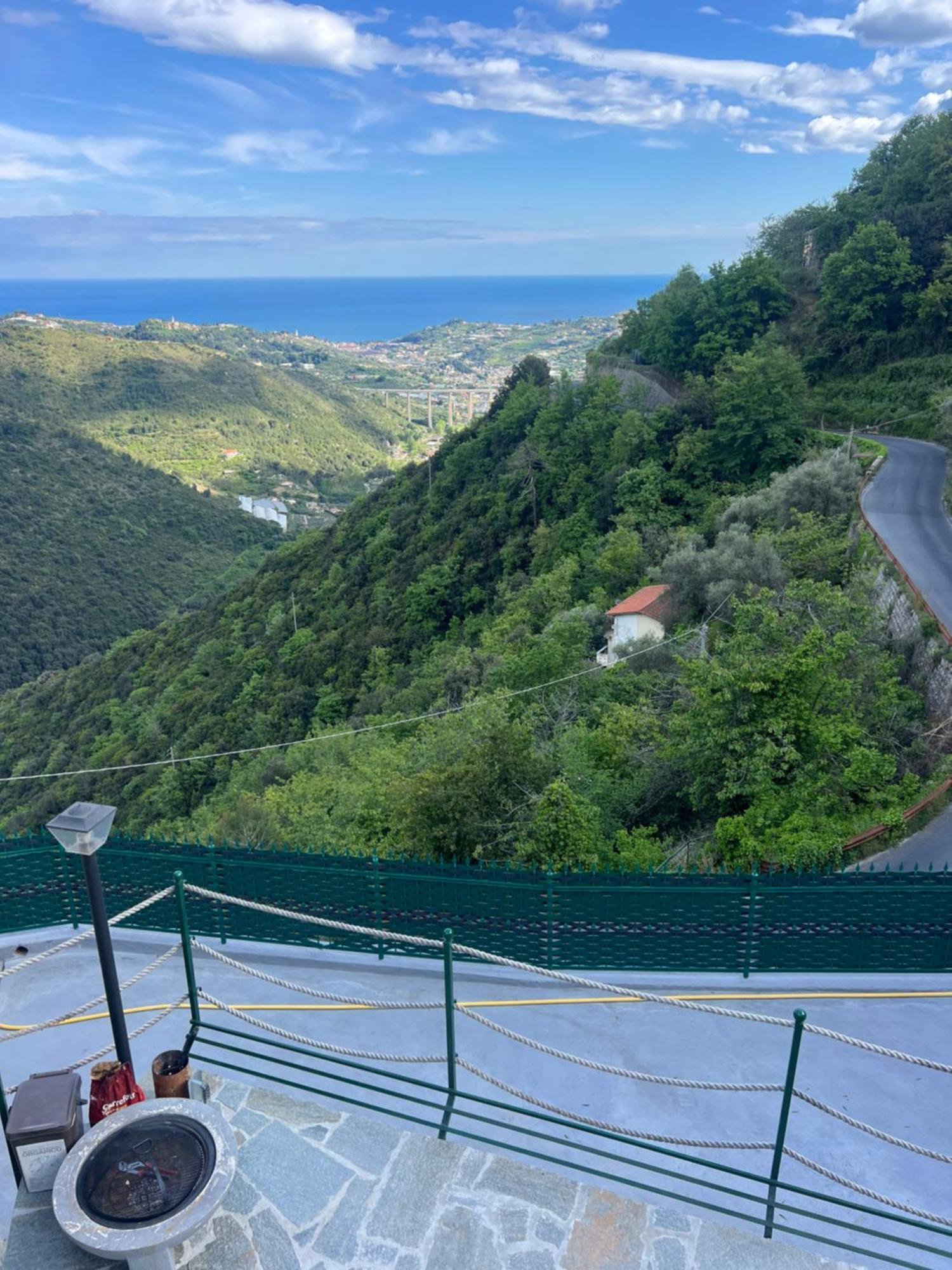 Villa Di Campagna Con Vista Mare 5 Camere Da Letto Pampara Kültér fotó