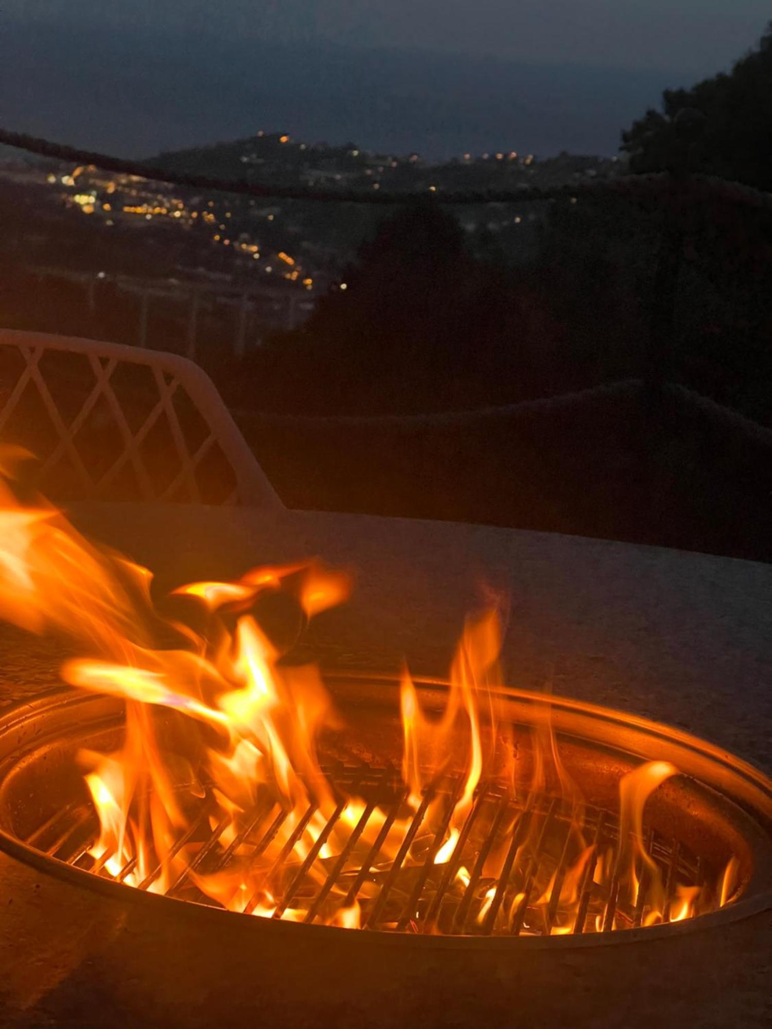 Villa Di Campagna Con Vista Mare 5 Camere Da Letto Pampara Kültér fotó